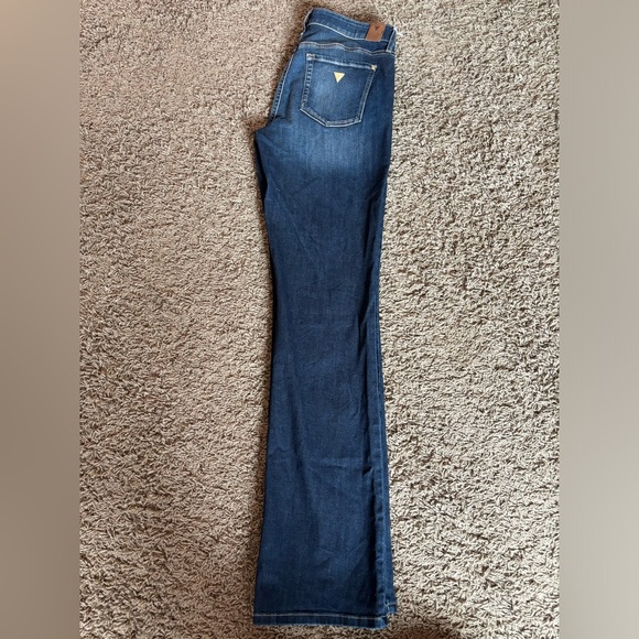 Sz 29 Guess Boot Cut Mid-Rise Jeans - Picture 3 of 3